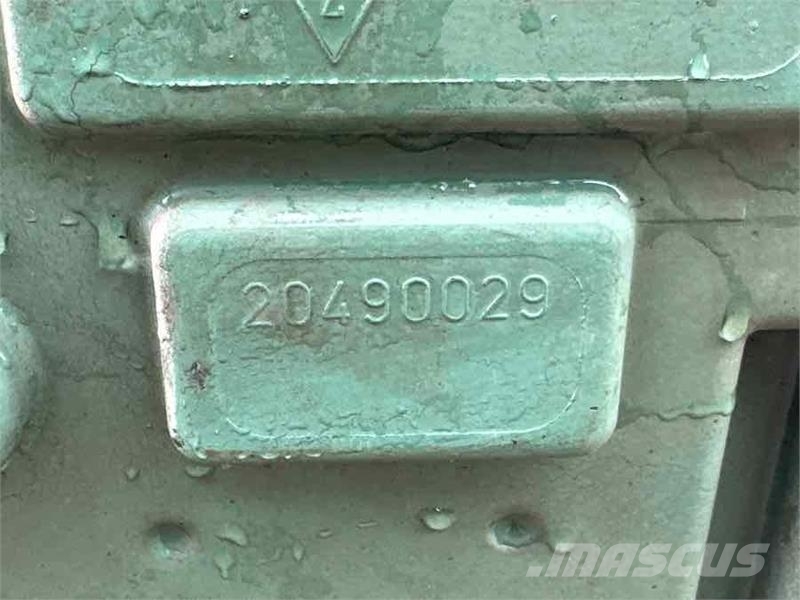 Volvo OIL SUMP 20490029 エンジン