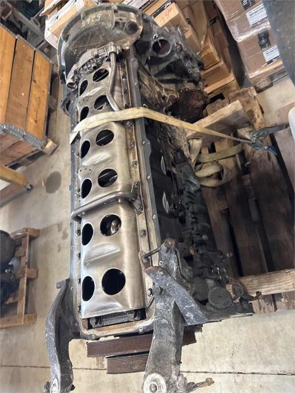 Volvo SHOTBLOK D13K / 540 HP VEB+ K4 // 24900158 Motores
