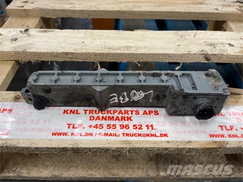 Volvo STEERING CYLINDER VALVE 21933934 Hydraulik