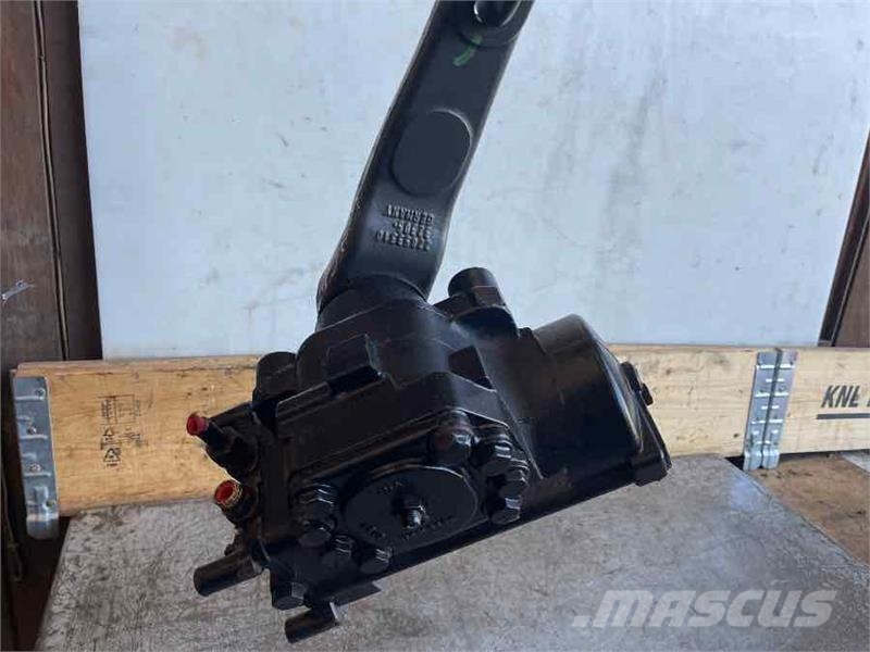 Volvo STEERING GEAR 250390 Hydrauliikka