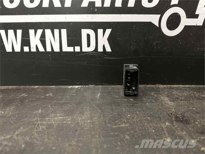 Volvo SWITCH 21694769 Electronics