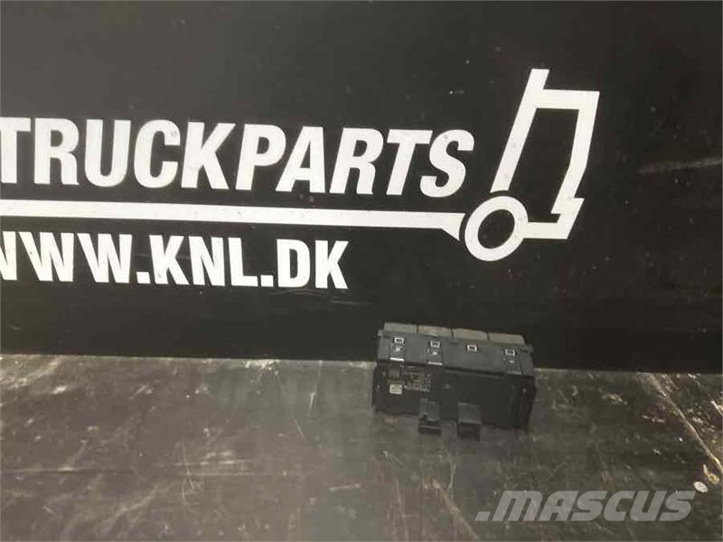 Volvo SWITCH MODULE 22418369 Electronics