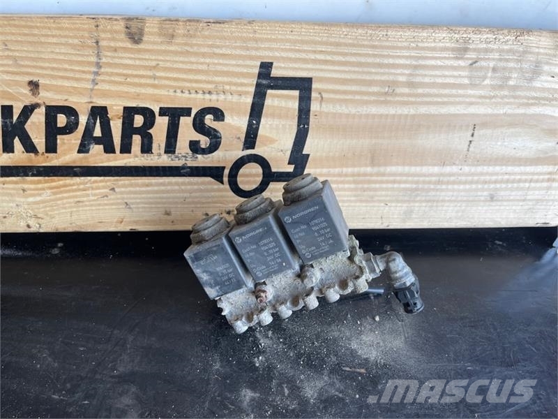 Volvo VALVE 1078316 / 9041025 Καλοριφέρ