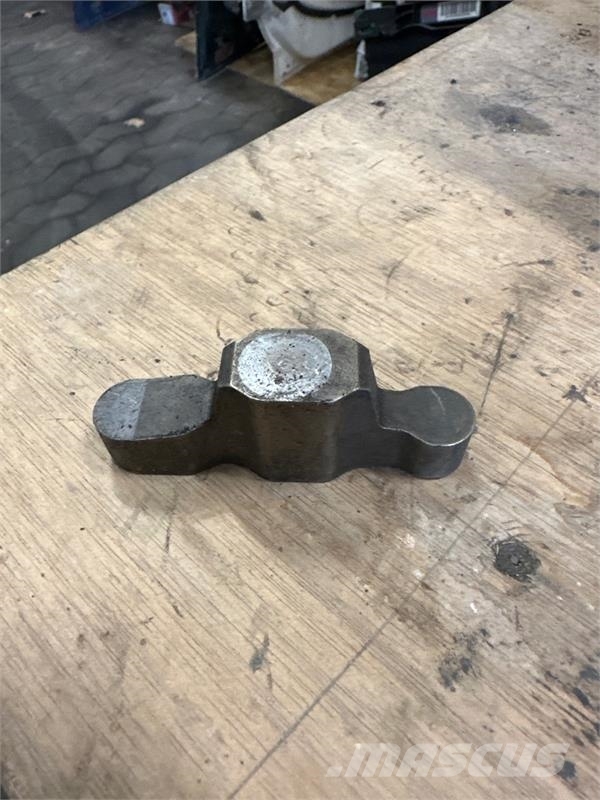 Volvo VENTILBRO 3183207 Mootorid