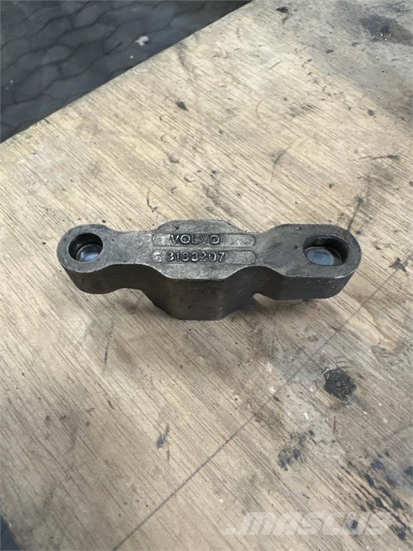 Volvo VENTILBRO 3183207 Mootorid