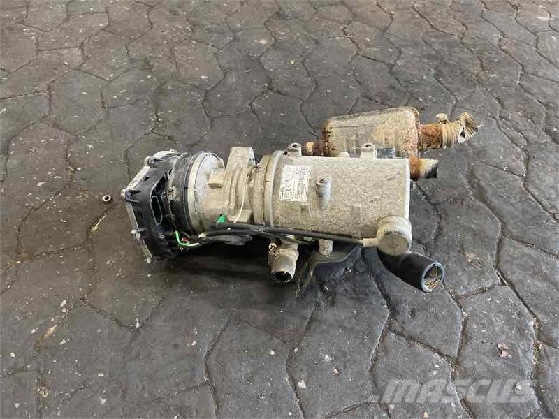 Volvo WEBASTO HEATER 82383344 Radiadores