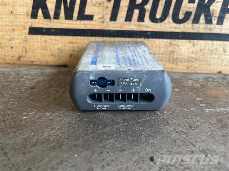  WAECO VOLVO DC-DC CONVERTER 12A Elektronika