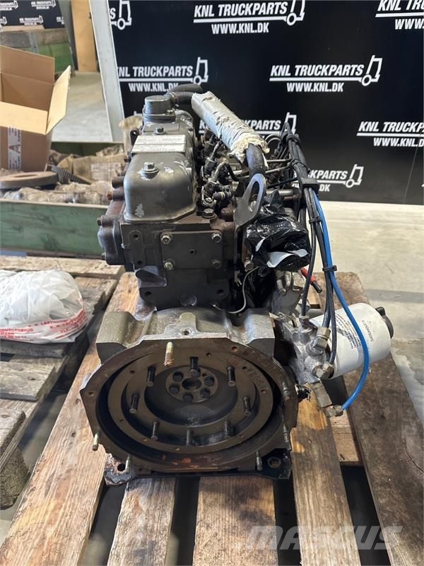 Yanmar TK486E Двигуни