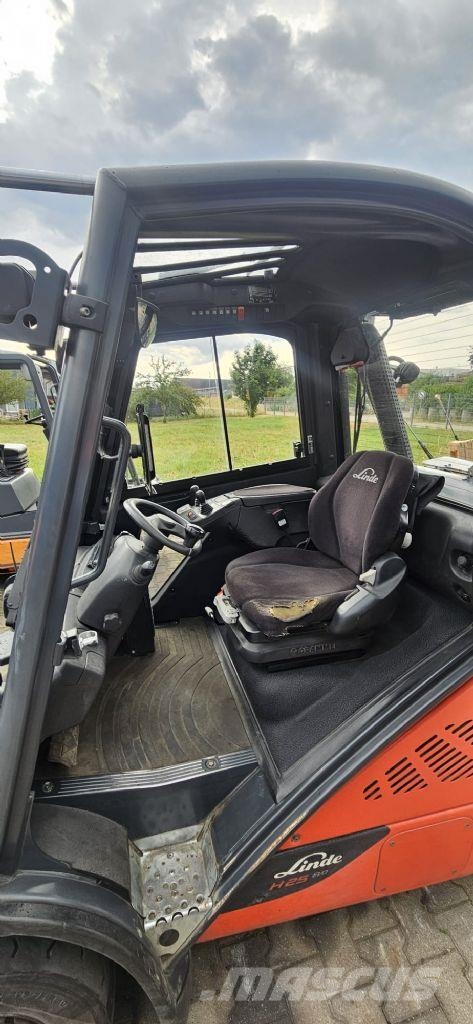 Linde H 25 T-02 LPG forklifts