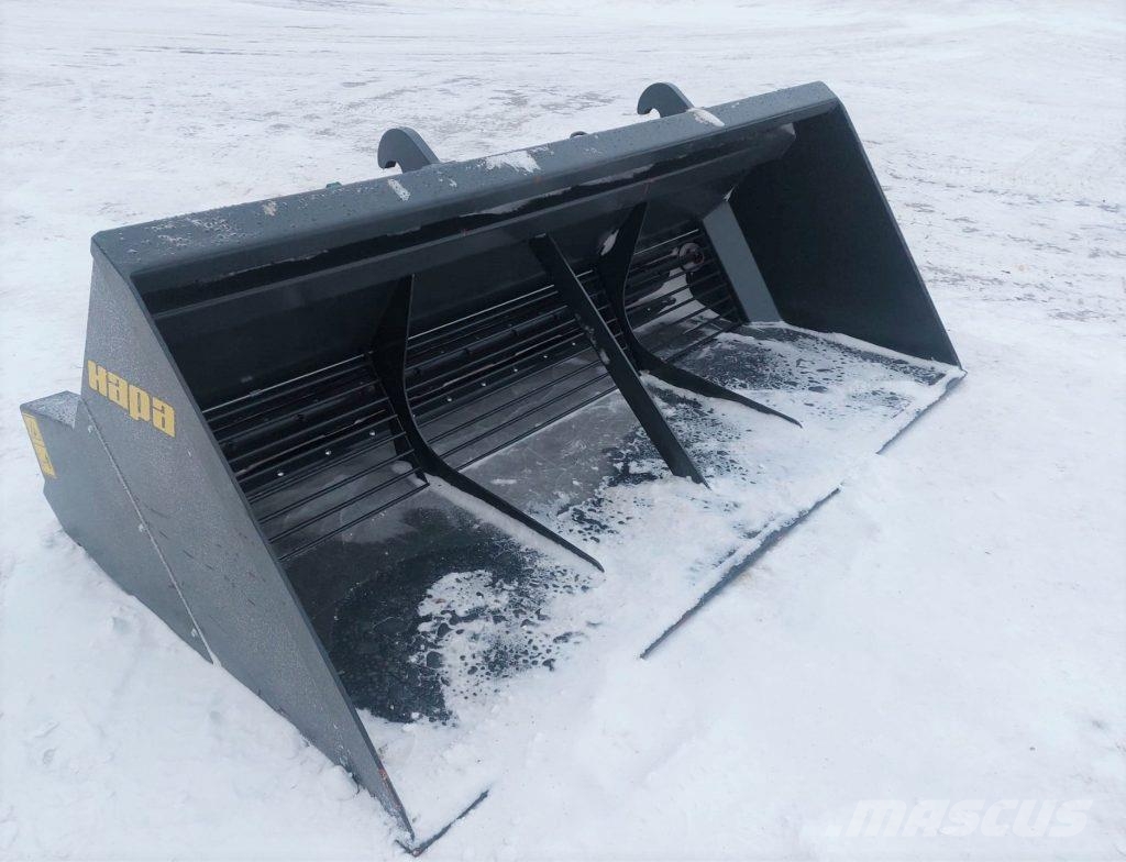 HIEKOITUSKAUHA 2000L HAPA Volvo BM Пескоразбрасывателы