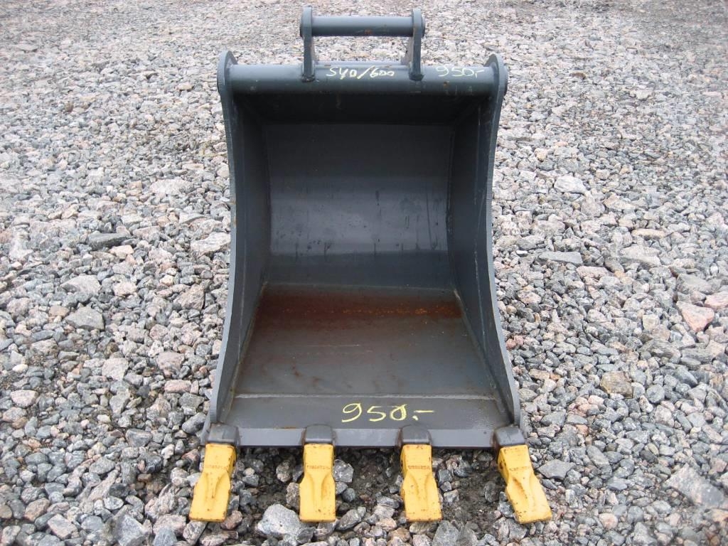  Kuokkakauha 650mm kynsillä Kärsä S40 3-6tn koneet Buckets
