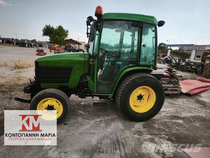 John Deere 4400 HTS Trattori
