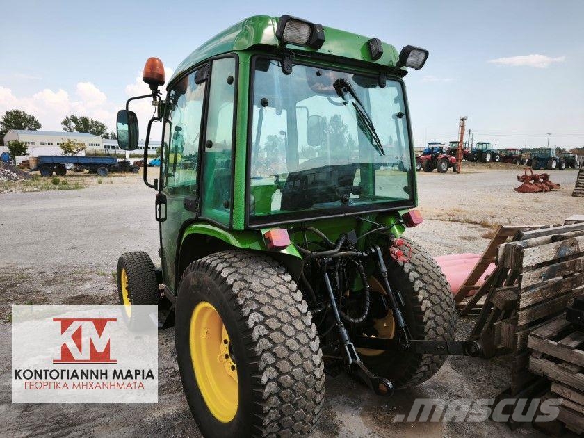 John Deere 4400 HTS Trattori