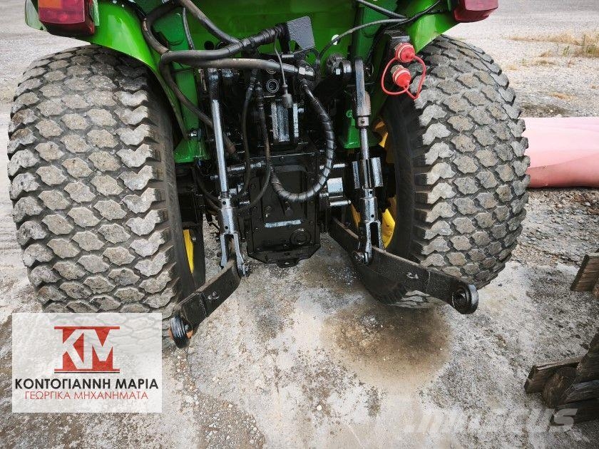 John Deere 4400 HTS Trattori