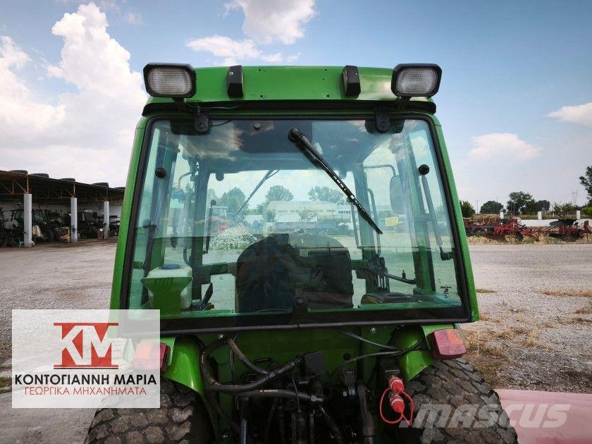 John Deere 4400 HTS Trattori