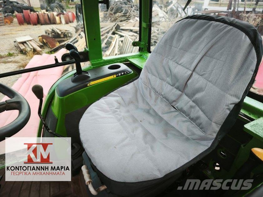 John Deere 4400 HTS Trattori