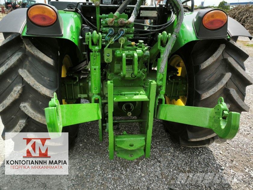 John Deere 5085 GL الجرارات