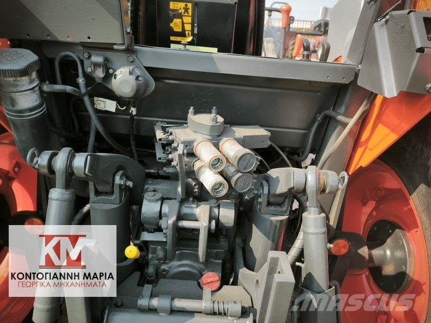 Kubota M6060 Traktorer