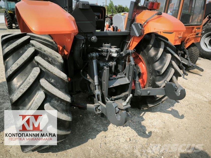 Kubota M6060 Traktorer