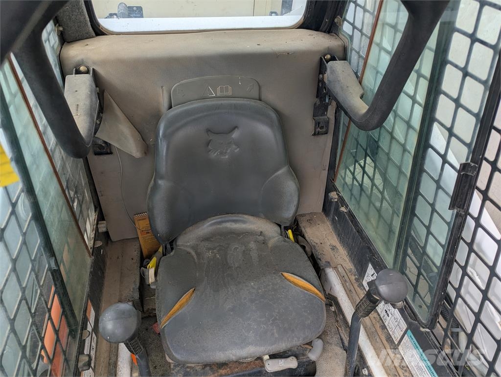 Bobcat 773 Lietoti riteņu kompaktiekrāvēji