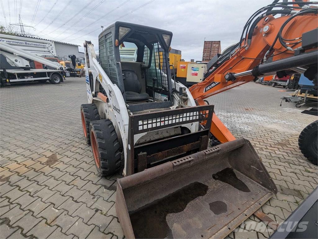 Bobcat 773 Lietoti riteņu kompaktiekrāvēji