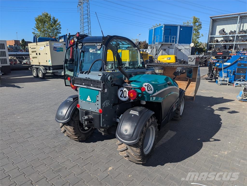 GiANT GT5048 HD Teleskopiskie manipulatori