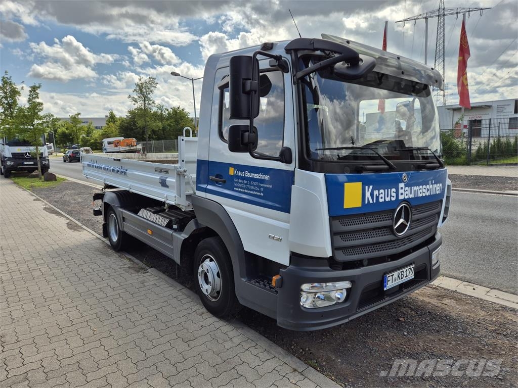 Mercedes-Benz Atego 821 K Dreiseitenkipper Otros camiones