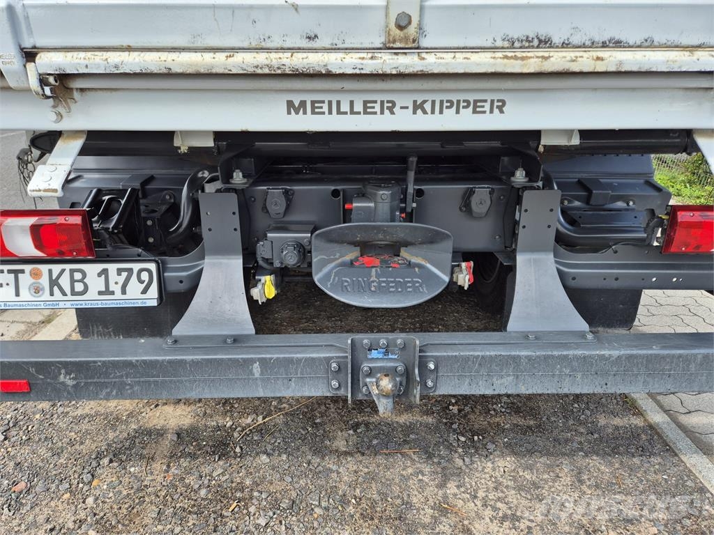 Mercedes-Benz Atego 821 K Dreiseitenkipper Otros camiones
