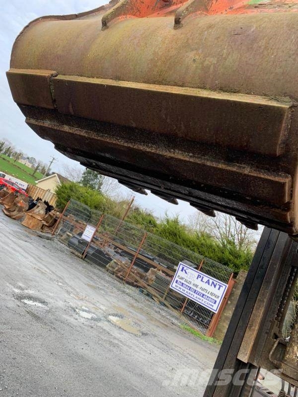  Millar 4ft rock digging bucket Buckets
