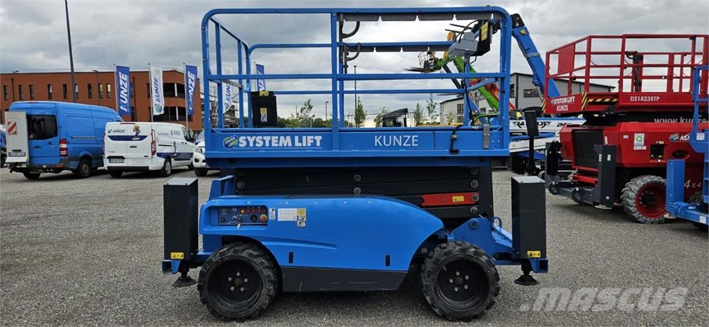 Haulotte Compact12DX Schaarhoogwerkers