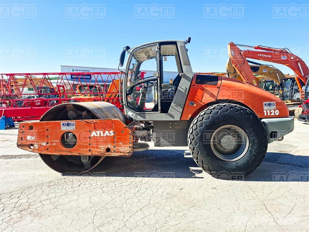 Atlas AW1120 مداحل ثنائية الاسطوانة