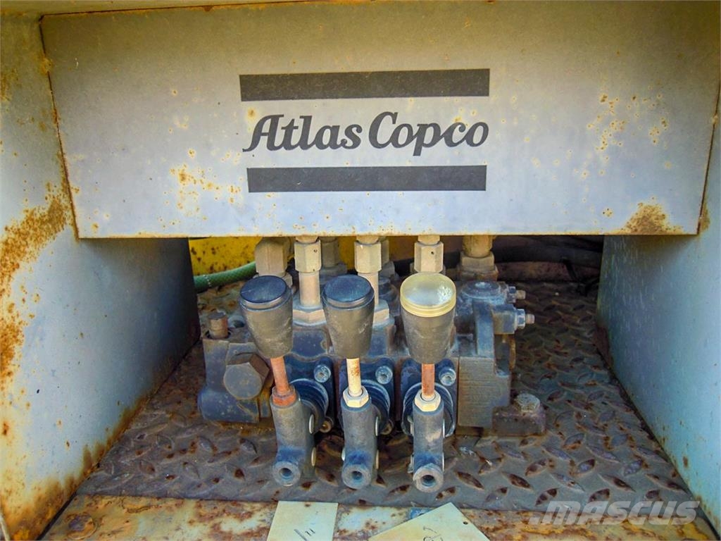 Atlas Copco Mustang 13-F3 Oberflächenbohrgeräte
