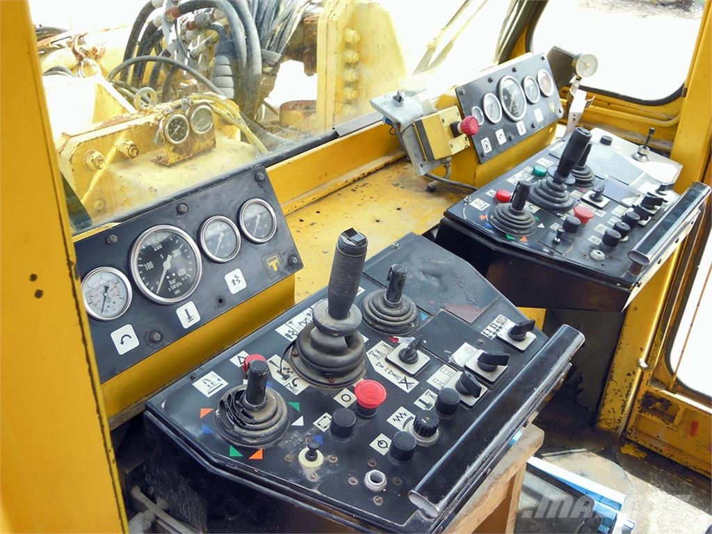 Atlas Copco Rocket Boomer 352S Oberflächenbohrgeräte