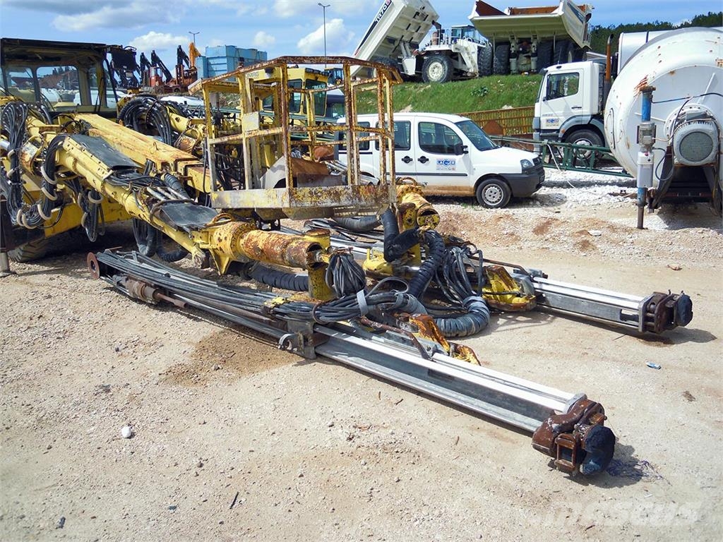 Atlas Copco Rocket Boomer 352S Oberflächenbohrgeräte