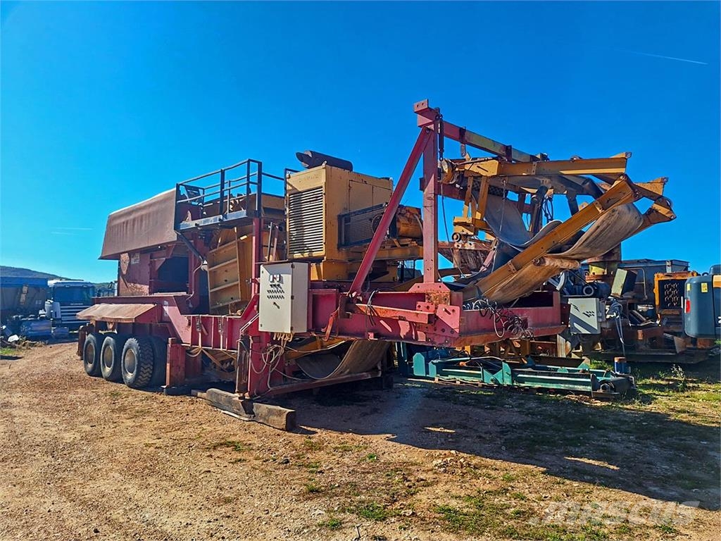 Brown LEROX 1050x850 Мобилни трошачки
