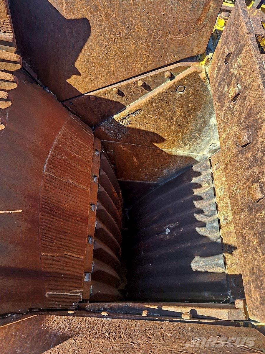 Brown LEROX 1050x850 Мобилни трошачки
