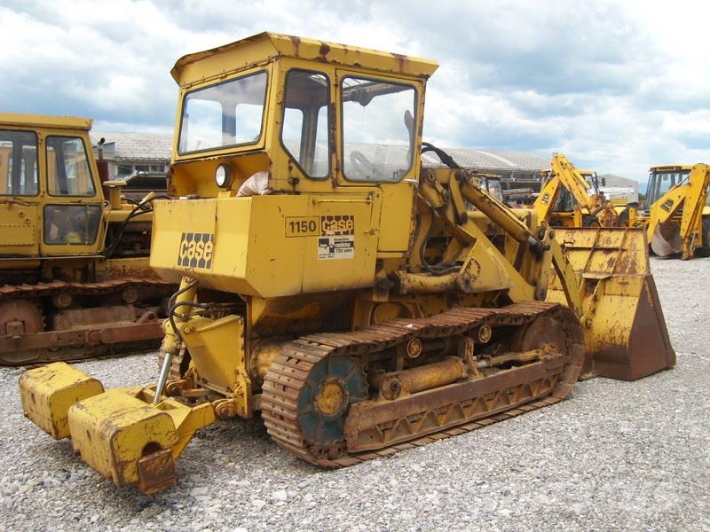 CASE 1150 Crawler loaders