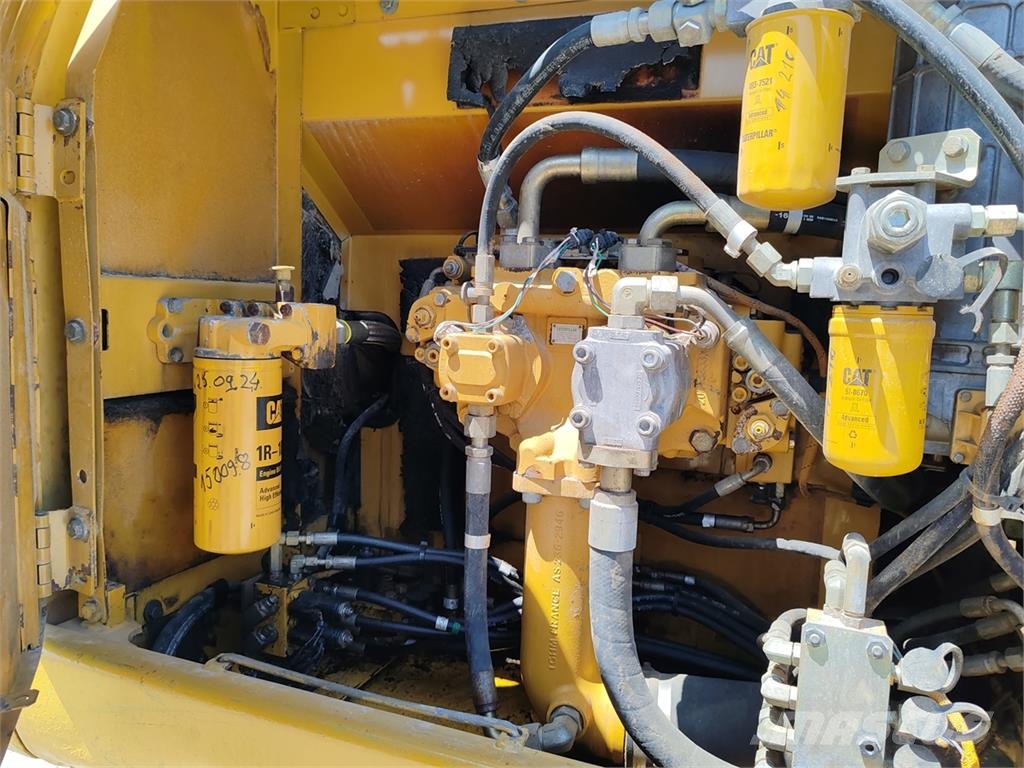 CAT 324 D LN Crawler excavators