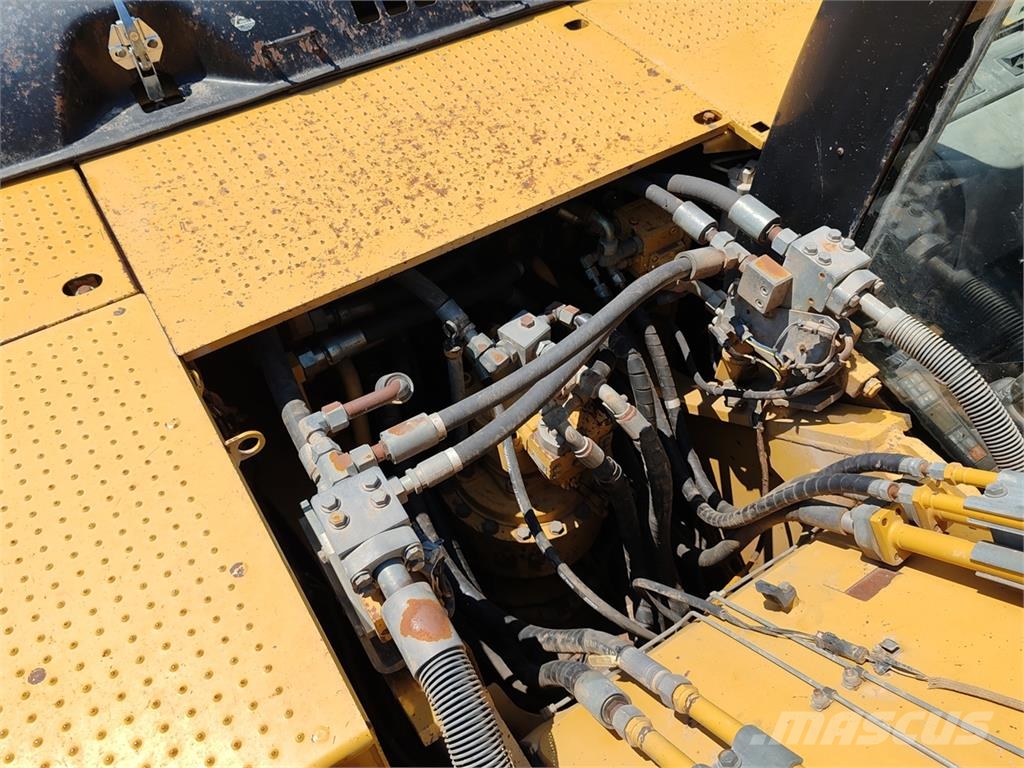 CAT 324 D LN Crawler excavators