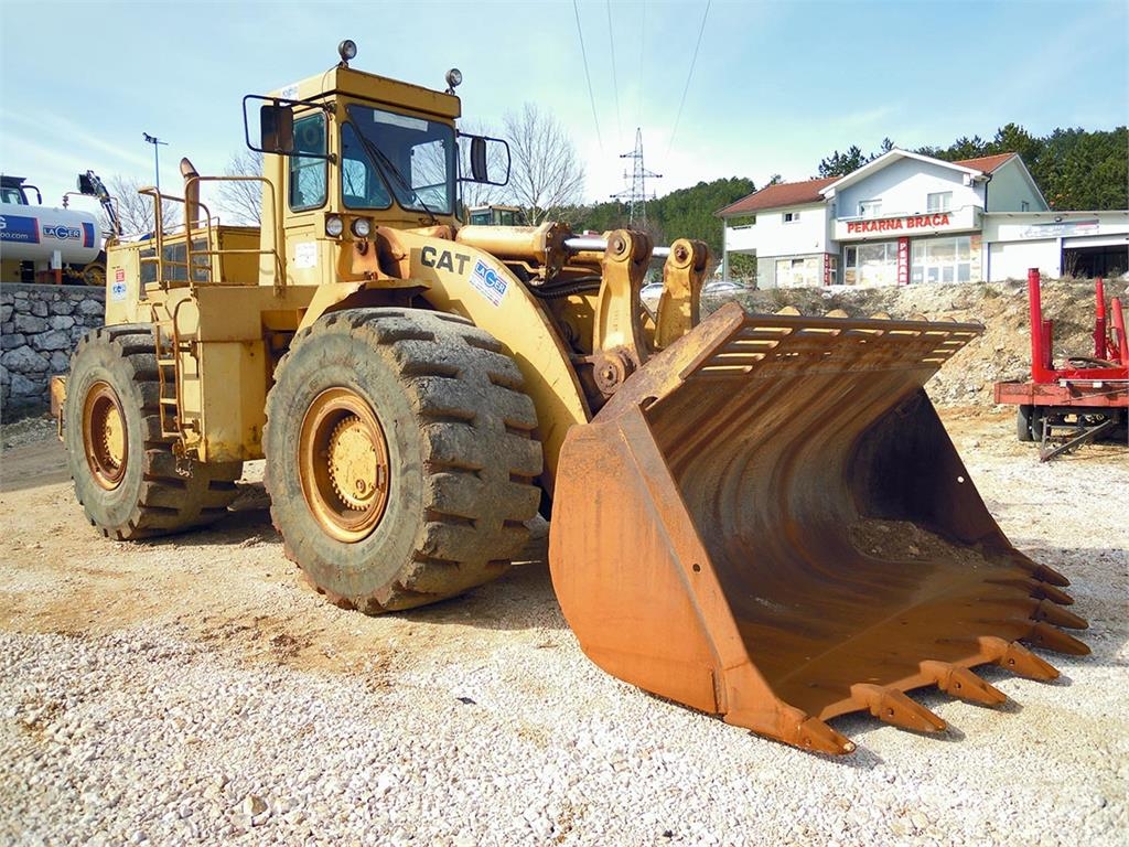 CAT 988B Utovarivači na točkove