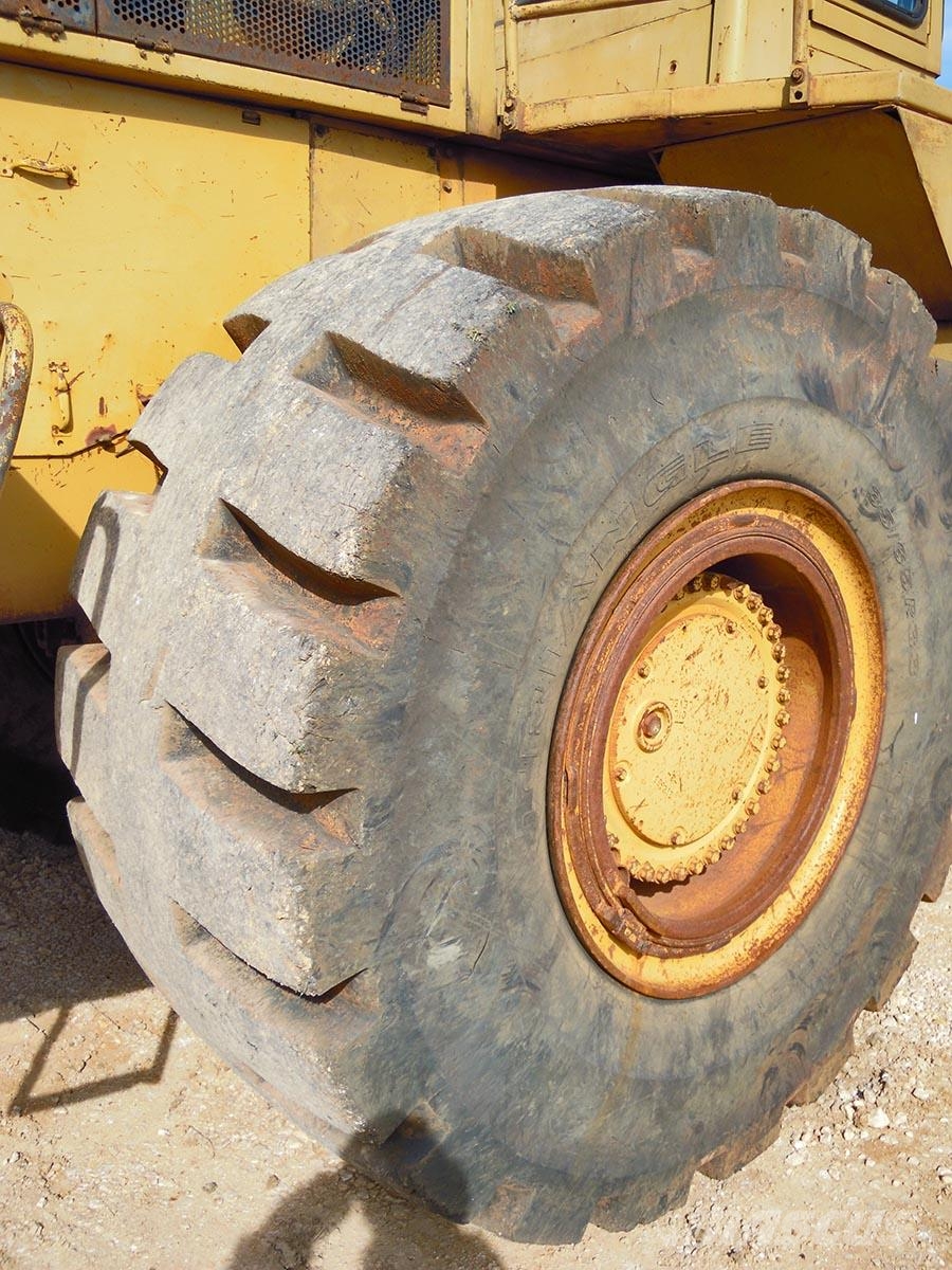 CAT 988B Utovarivači na točkove