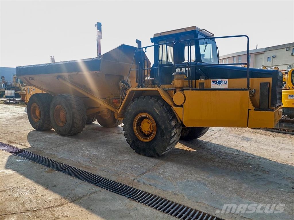CAT D250E Wozidła przegubowe