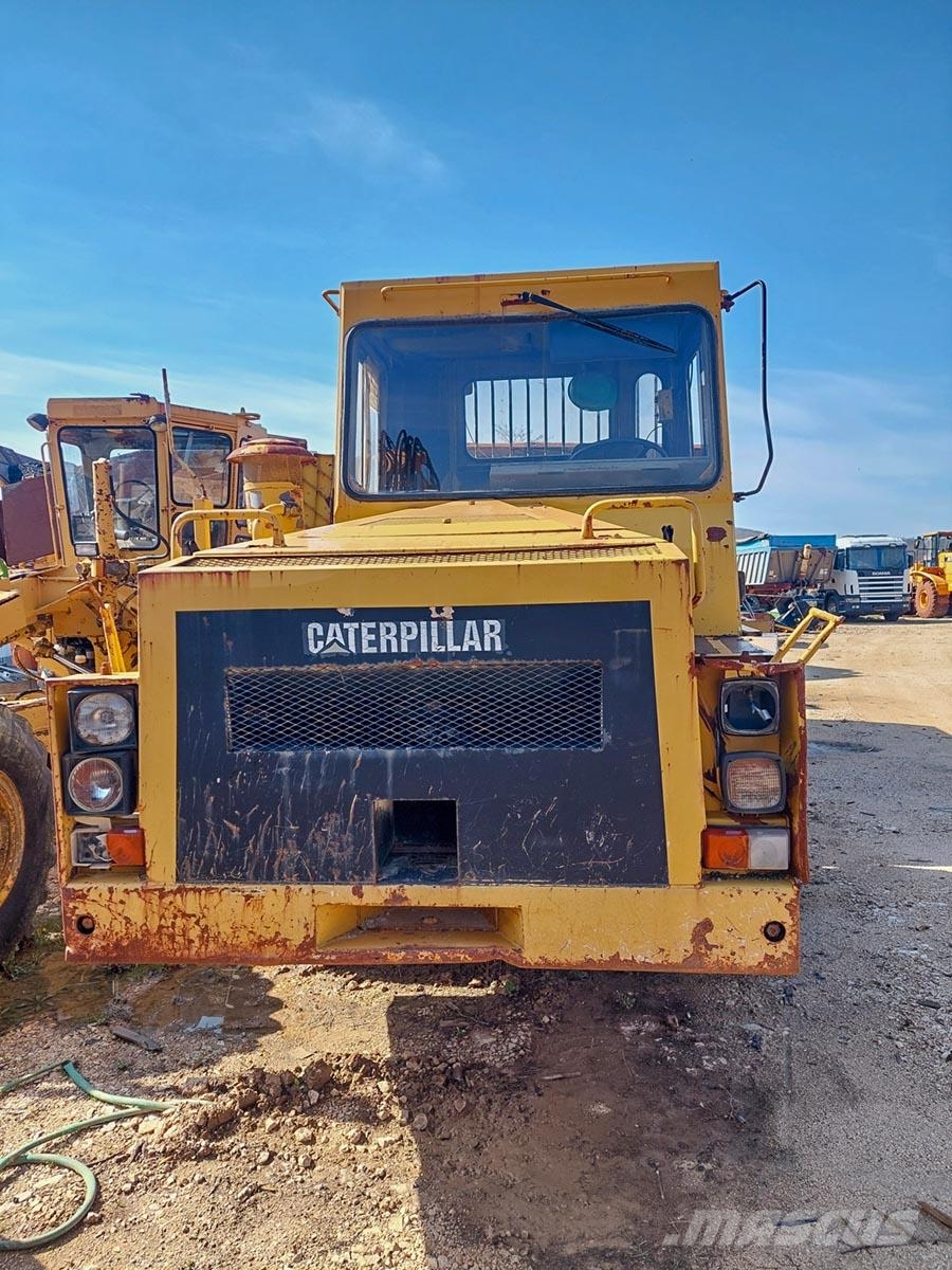 CAT D300B Wozidła przegubowe