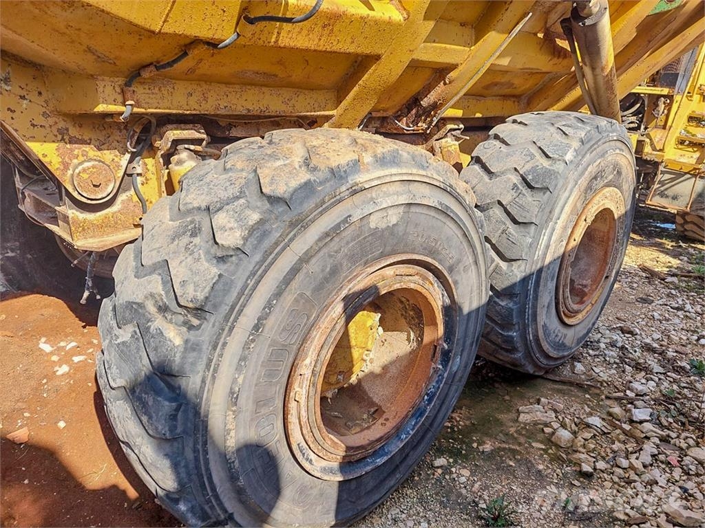 CAT D300B Wozidła przegubowe