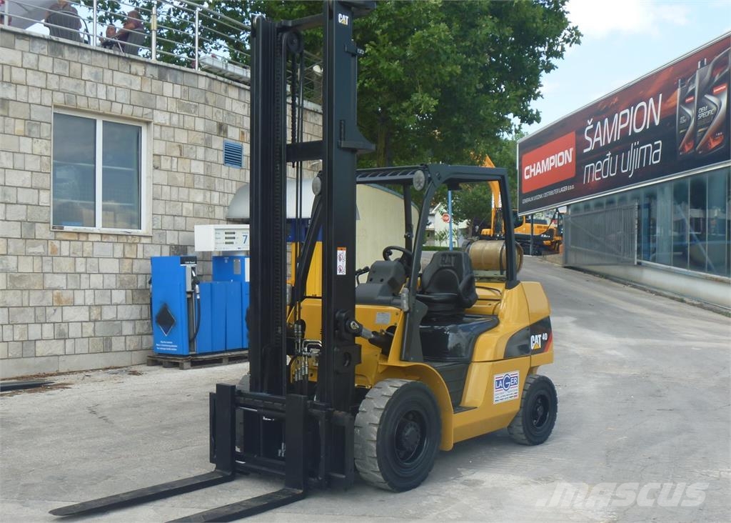 CAT GP40N LPG heftrucks