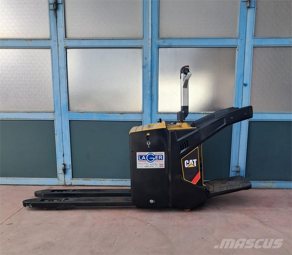 CAT NPV20N2 معدات الرفع منخفض المستوى