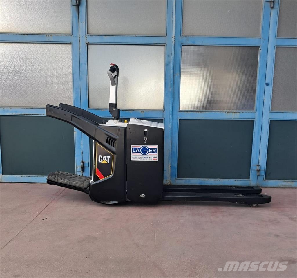 CAT NPV20N2 Штабелери