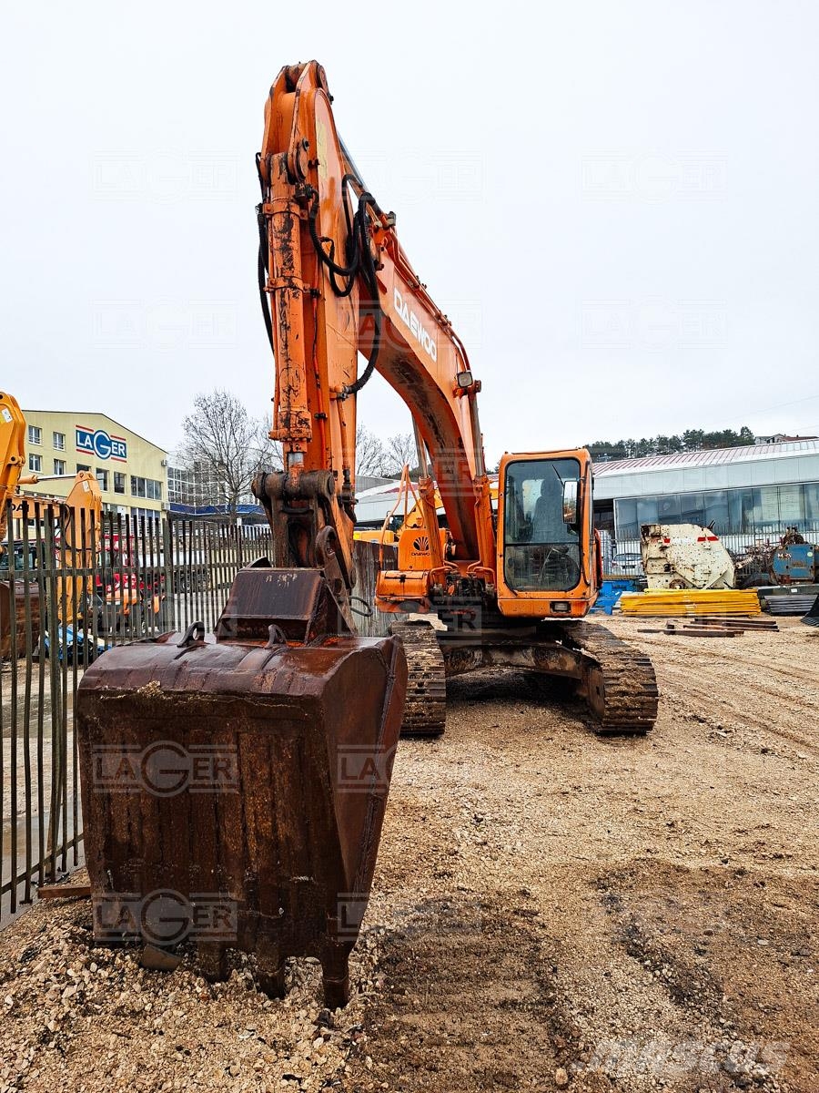 Daewoo Solar 225NLC-V Excavadoras sobre orugas