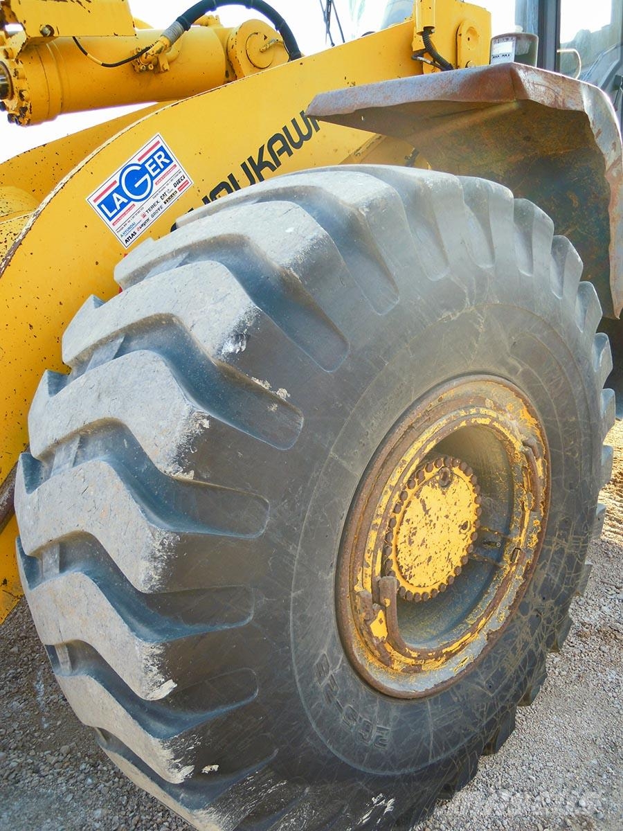 Furukawa 355-II Gumikerekes homlokrakodók