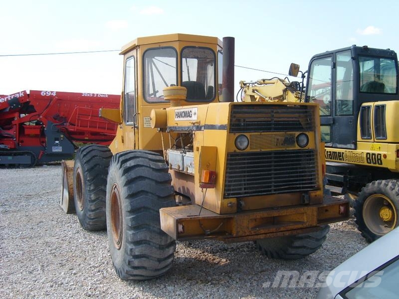 Hanomag 44C لوادر بعجل